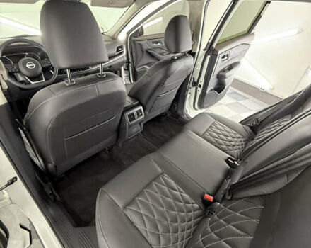 Белый Ниссан Rogue, объемом двигателя 1.5 л и пробегом 39 тыс. км за 21999 $, фото 72 на Automoto.ua