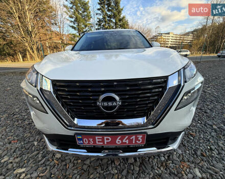 Белый Ниссан Rogue, объемом двигателя 1.5 л и пробегом 39 тыс. км за 21999 $, фото 6 на Automoto.ua