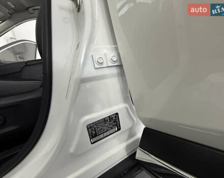 Белый Ниссан Rogue, объемом двигателя 1.5 л и пробегом 39 тыс. км за 21999 $, фото 37 на Automoto.ua