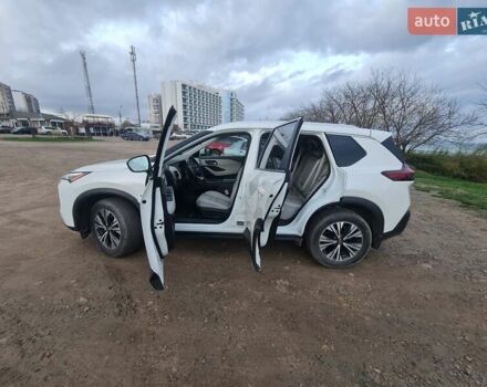 Белый Ниссан Rogue, объемом двигателя 1.5 л и пробегом 24 тыс. км за 24800 $, фото 5 на Automoto.ua