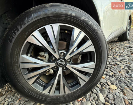 Белый Ниссан Rogue, объемом двигателя 1.5 л и пробегом 39 тыс. км за 21999 $, фото 86 на Automoto.ua