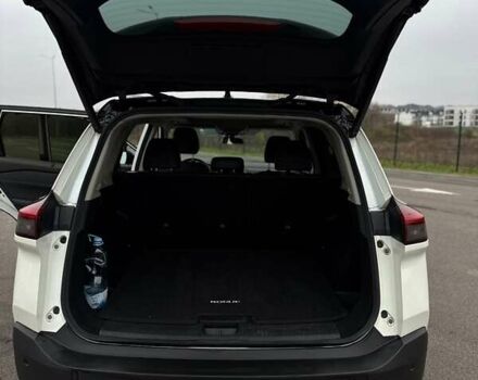 Белый Ниссан Rogue, объемом двигателя 1.5 л и пробегом 71 тыс. км за 25000 $, фото 8 на Automoto.ua