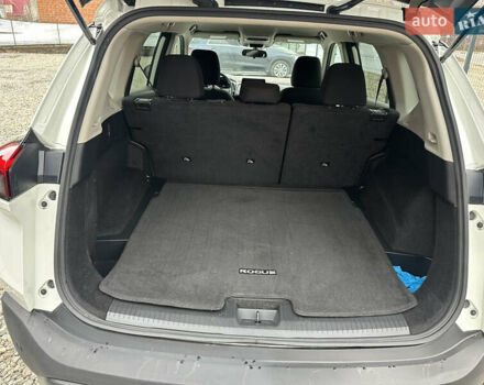 Білий Ніссан Rogue, об'ємом двигуна 1.5 л та пробігом 92 тис. км за 18900 $, фото 18 на Automoto.ua