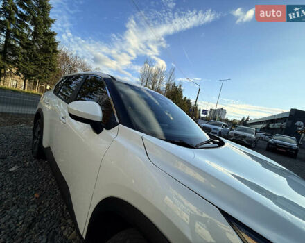 Белый Ниссан Rogue, объемом двигателя 1.5 л и пробегом 39 тыс. км за 21999 $, фото 104 на Automoto.ua