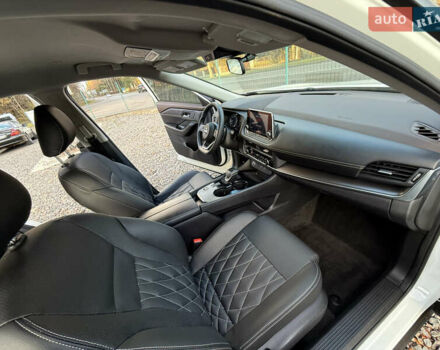 Белый Ниссан Rogue, объемом двигателя 1.5 л и пробегом 39 тыс. км за 21999 $, фото 49 на Automoto.ua