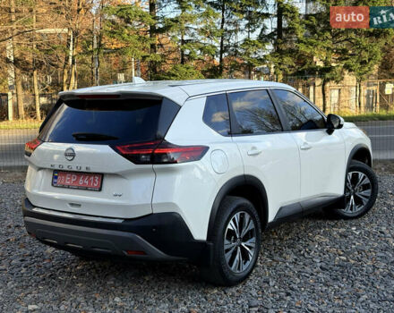 Белый Ниссан Rogue, объемом двигателя 1.5 л и пробегом 39 тыс. км за 21999 $, фото 112 на Automoto.ua