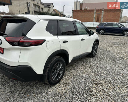 Білий Ніссан Rogue, об'ємом двигуна 1.5 л та пробігом 92 тис. км за 18900 $, фото 5 на Automoto.ua