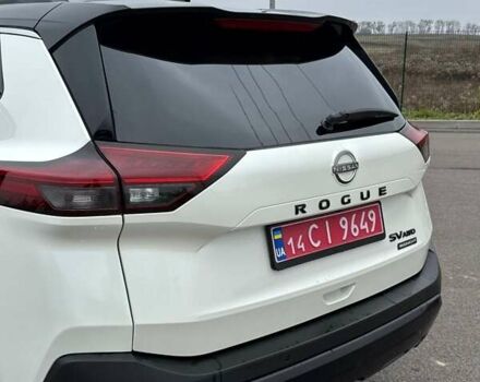 Белый Ниссан Rogue, объемом двигателя 1.5 л и пробегом 71 тыс. км за 25000 $, фото 10 на Automoto.ua