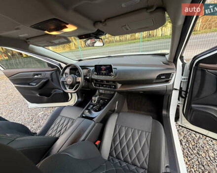 Белый Ниссан Rogue, объемом двигателя 1.5 л и пробегом 39 тыс. км за 21999 $, фото 40 на Automoto.ua