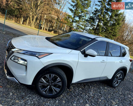 Белый Ниссан Rogue, объемом двигателя 1.5 л и пробегом 39 тыс. км за 21999 $, фото 99 на Automoto.ua