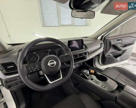 Белый Ниссан Rogue, объемом двигателя 1.5 л и пробегом 39 тыс. км за 21999 $, фото 32 на Automoto.ua