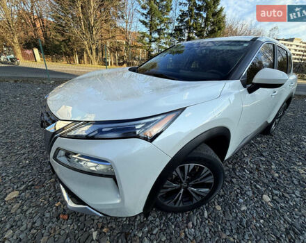 Белый Ниссан Rogue, объемом двигателя 1.5 л и пробегом 39 тыс. км за 21999 $, фото 88 на Automoto.ua