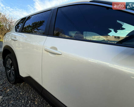 Белый Ниссан Rogue, объемом двигателя 1.5 л и пробегом 39 тыс. км за 21999 $, фото 110 на Automoto.ua