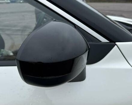 Белый Ниссан Rogue, объемом двигателя 1.5 л и пробегом 71 тыс. км за 25000 $, фото 12 на Automoto.ua