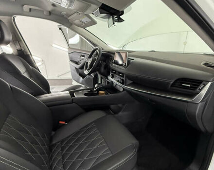 Белый Ниссан Rogue, объемом двигателя 1.5 л и пробегом 39 тыс. км за 21999 $, фото 78 на Automoto.ua