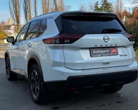 Белый Ниссан Rogue, объемом двигателя 1.5 л и пробегом 3 тыс. км за 29990 $, фото 17 на Automoto.ua