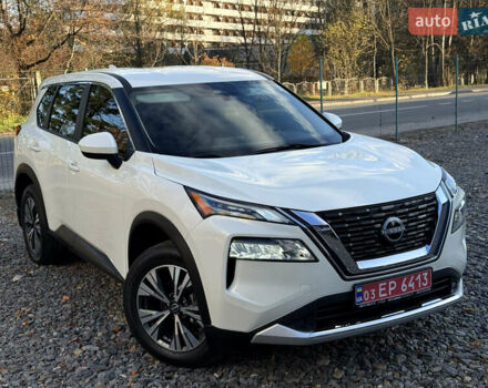 Белый Ниссан Rogue, объемом двигателя 1.5 л и пробегом 39 тыс. км за 21999 $, фото 6 на Automoto.ua