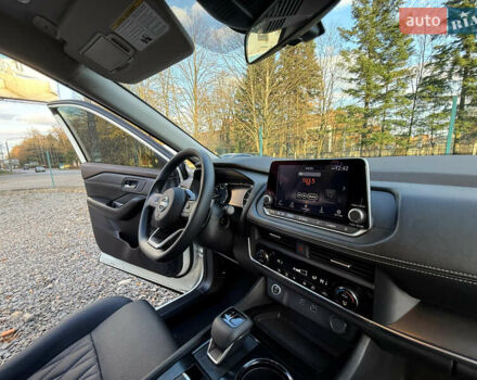 Белый Ниссан Rogue, объемом двигателя 1.5 л и пробегом 39 тыс. км за 21999 $, фото 42 на Automoto.ua