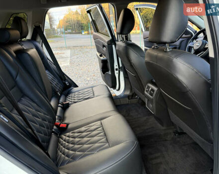 Белый Ниссан Rogue, объемом двигателя 1.5 л и пробегом 39 тыс. км за 21999 $, фото 29 на Automoto.ua