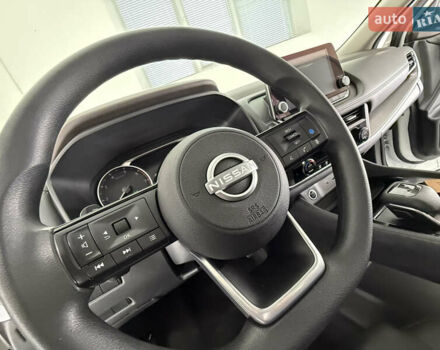 Белый Ниссан Rogue, объемом двигателя 1.5 л и пробегом 39 тыс. км за 21999 $, фото 27 на Automoto.ua