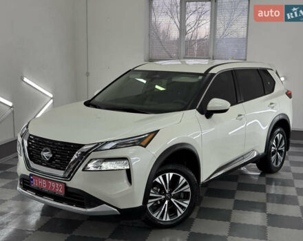 Белый Ниссан Rogue, объемом двигателя 1.5 л и пробегом 39 тыс. км за 21999 $, фото 5 на Automoto.ua