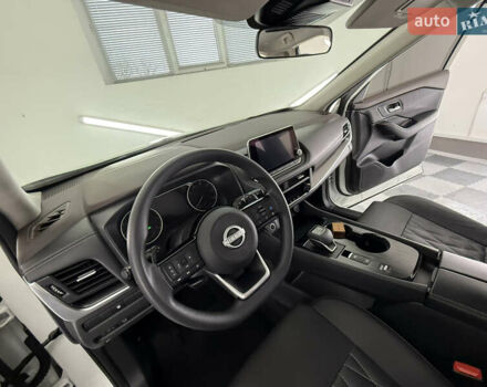 Белый Ниссан Rogue, объемом двигателя 1.5 л и пробегом 39 тыс. км за 21999 $, фото 28 на Automoto.ua