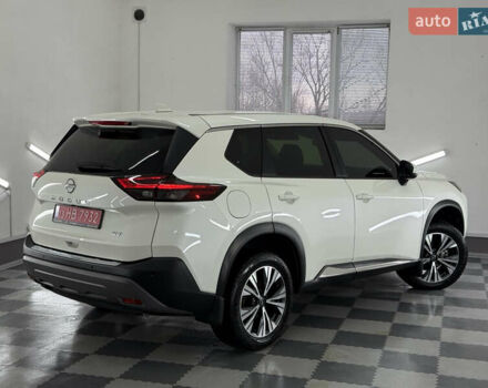 Белый Ниссан Rogue, объемом двигателя 1.5 л и пробегом 39 тыс. км за 21999 $, фото 14 на Automoto.ua