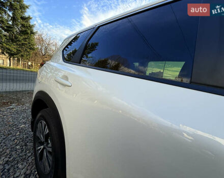 Белый Ниссан Rogue, объемом двигателя 1.5 л и пробегом 39 тыс. км за 21999 $, фото 108 на Automoto.ua