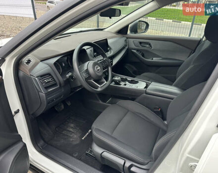 Білий Ніссан Rogue, об'ємом двигуна 1.5 л та пробігом 92 тис. км за 18900 $, фото 12 на Automoto.ua