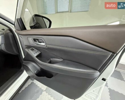 Белый Ниссан Rogue, объемом двигателя 1.5 л и пробегом 39 тыс. км за 21999 $, фото 56 на Automoto.ua