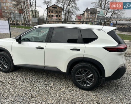 Білий Ніссан Rogue, об'ємом двигуна 1.5 л та пробігом 92 тис. км за 18900 $, фото 9 на Automoto.ua