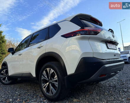 Белый Ниссан Rogue, объемом двигателя 1.5 л и пробегом 39 тыс. км за 21999 $, фото 121 на Automoto.ua