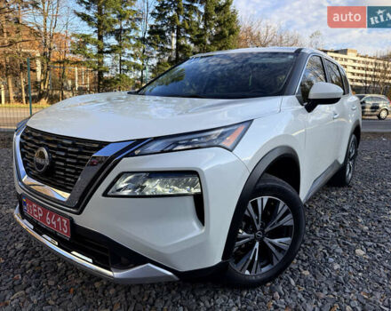 Белый Ниссан Rogue, объемом двигателя 1.5 л и пробегом 39 тыс. км за 21999 $, фото 87 на Automoto.ua