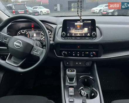 Белый Ниссан Rogue, объемом двигателя 1.5 л и пробегом 22 тыс. км за 25000 $, фото 30 на Automoto.ua