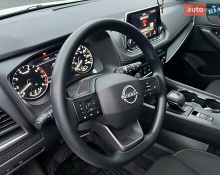 Белый Ниссан Rogue, объемом двигателя 1.5 л и пробегом 22 тыс. км за 25000 $, фото 34 на Automoto.ua