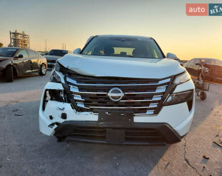 Білий Ніссан Rogue, об'ємом двигуна 1.5 л та пробігом 36 тис. км за 15600 $, фото 4 на Automoto.ua