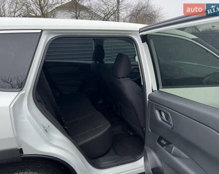 Белый Ниссан Rogue, объемом двигателя 1.5 л и пробегом 22 тыс. км за 25000 $, фото 27 на Automoto.ua