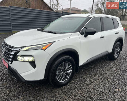 Белый Ниссан Rogue, объемом двигателя 1.5 л и пробегом 22 тыс. км за 25000 $, фото 17 на Automoto.ua