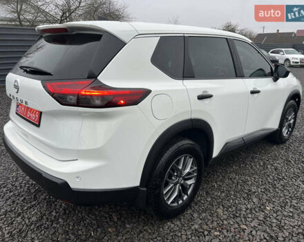 Белый Ниссан Rogue, объемом двигателя 1.5 л и пробегом 22 тыс. км за 25000 $, фото 13 на Automoto.ua