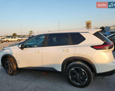 Білий Ніссан Rogue, об'ємом двигуна 1.5 л та пробігом 36 тис. км за 15600 $, фото 2 на Automoto.ua