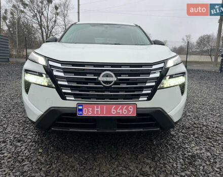 Белый Ниссан Rogue, объемом двигателя 1.5 л и пробегом 22 тыс. км за 25000 $, фото 37 на Automoto.ua