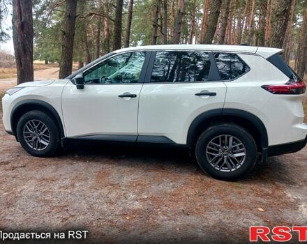 Белый Ниссан Rogue, объемом двигателя 1.5 л и пробегом 17 тыс. км за 24500 $, фото 7 на Automoto.ua