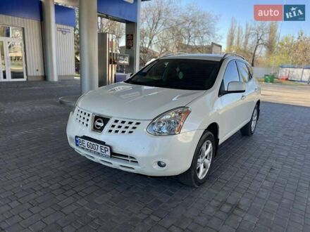Ниссан Rogue 2008 в Николаеве на Automoto.ua Белый Ниссан Rogue, объемом двигателя 2.49 л и пробегом 170 тыс. км за 8999 $, фото 1 на Automoto.ua