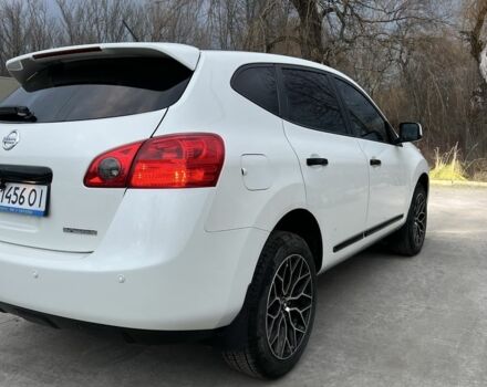 Белый Ниссан Rogue, объемом двигателя 2.5 л и пробегом 170 тыс. км за 9900 $, фото 1 на Automoto.ua