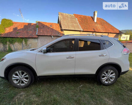 Белый Ниссан Rogue, объемом двигателя 2.5 л и пробегом 205 тыс. км за 11800 $, фото 1 на Automoto.ua