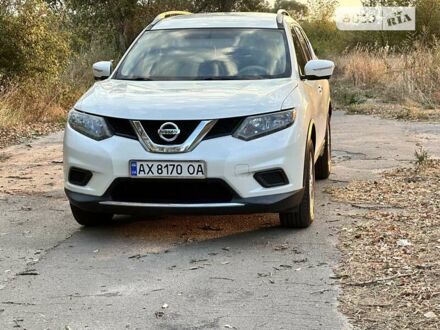 Ниссан Rogue 2014 в Красноград на Automoto.ua Белый Ниссан Rogue, объемом двигателя 2.49 л и пробегом 190 тыс. км за 12800 $, фото 1 на Automoto.ua