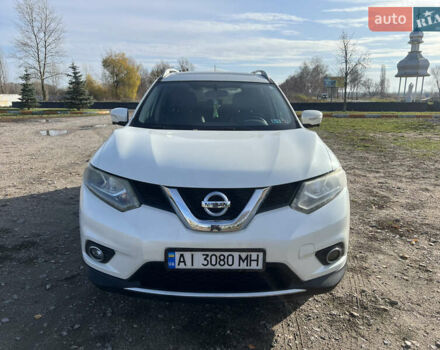 Белый Ниссан Rogue, объемом двигателя 2.5 л и пробегом 150 тыс. км за 13500 $, фото 1 на Automoto.ua