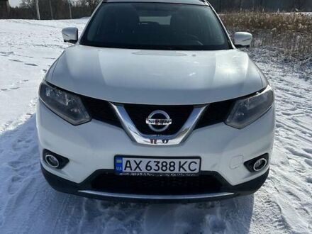 Ниссан Rogue 2015 в Богодухове на Automoto.ua Белый Ниссан Rogue, объемом двигателя 2.5 л и пробегом 180 тыс. км за 13500 $, фото 1 на Automoto.ua