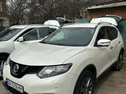 Ниссан Rogue 2015 в Николаеве на Automoto.ua Белый Ниссан Rogue, объемом двигателя 2.49 л и пробегом 185 тыс. км за 12999 $, фото 1 на Automoto.ua
