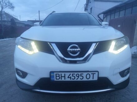 Белый Ниссан Rogue, объемом двигателя 2.5 л и пробегом 134 тыс. км за 12300 $, фото 1 на Automoto.ua
